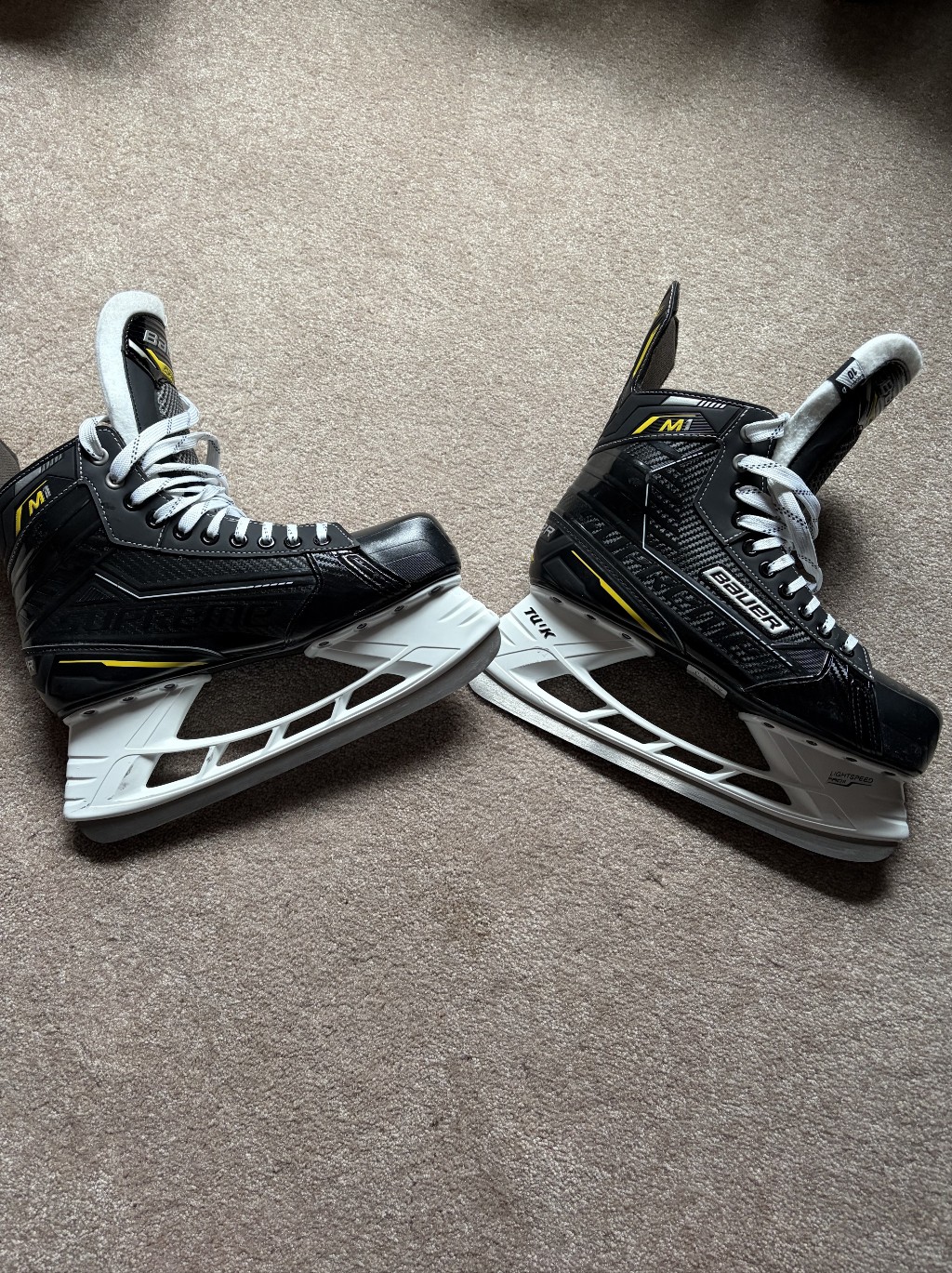 Bauer Mens Sz 10 Ice Skates, Excellent Condition!!